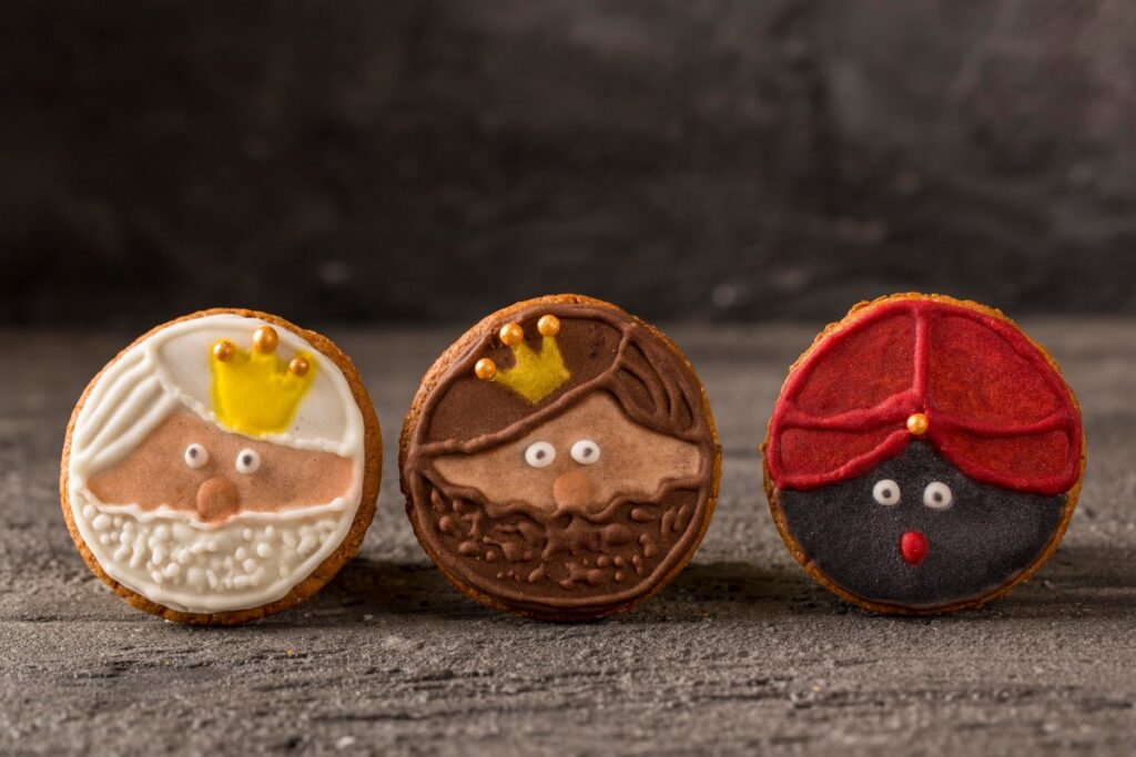 happy epiphany tasty biscuits (1)